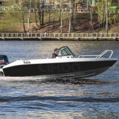 Лодка Volzhanka YAVA L BowRider, черно-белый