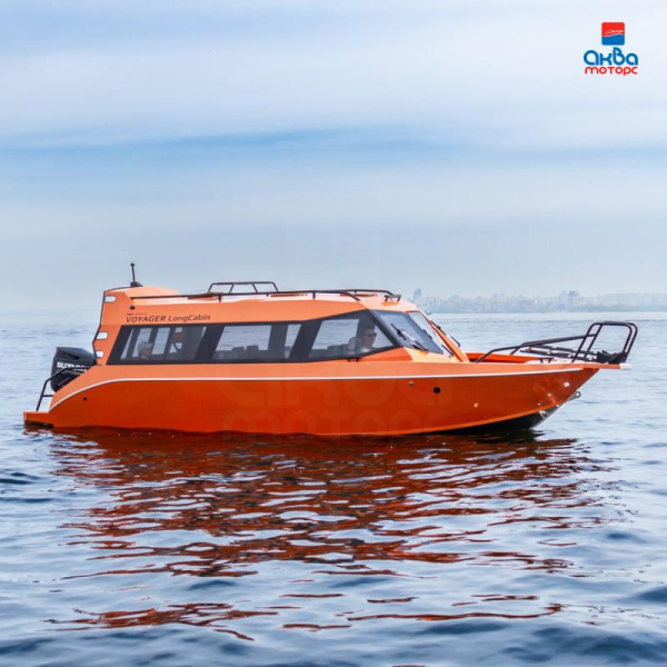 Катер VOYAGER LongCabin Twin