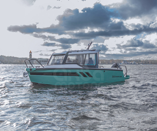 Катер Volzhanka Discovery 650, зеленый