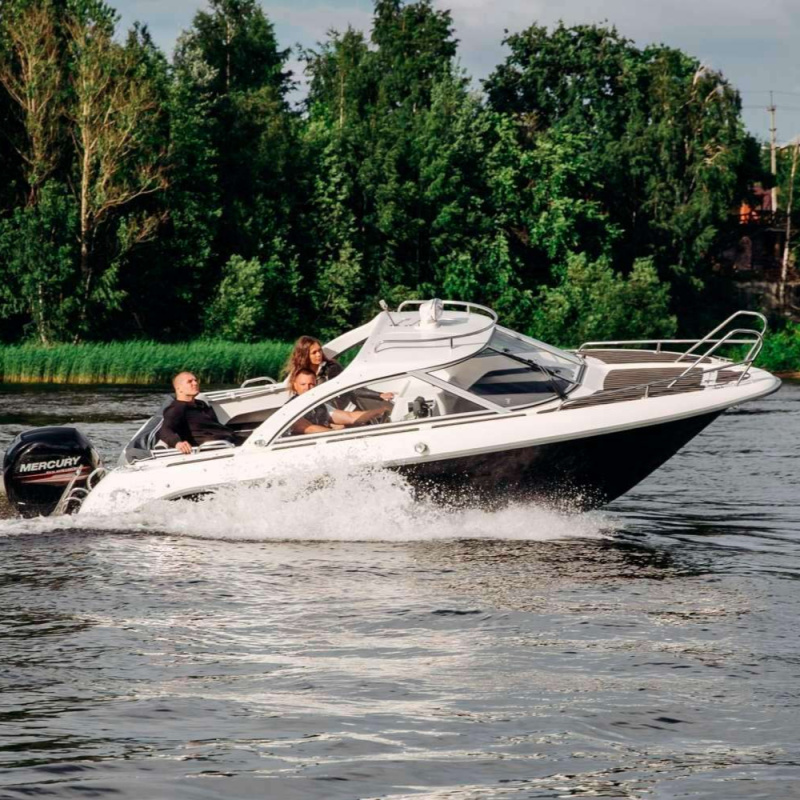 Катер Phoenix 600HT