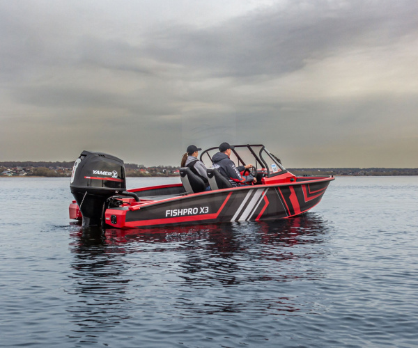 Лодка Volzhanka FISHPRO X3, красный металлик