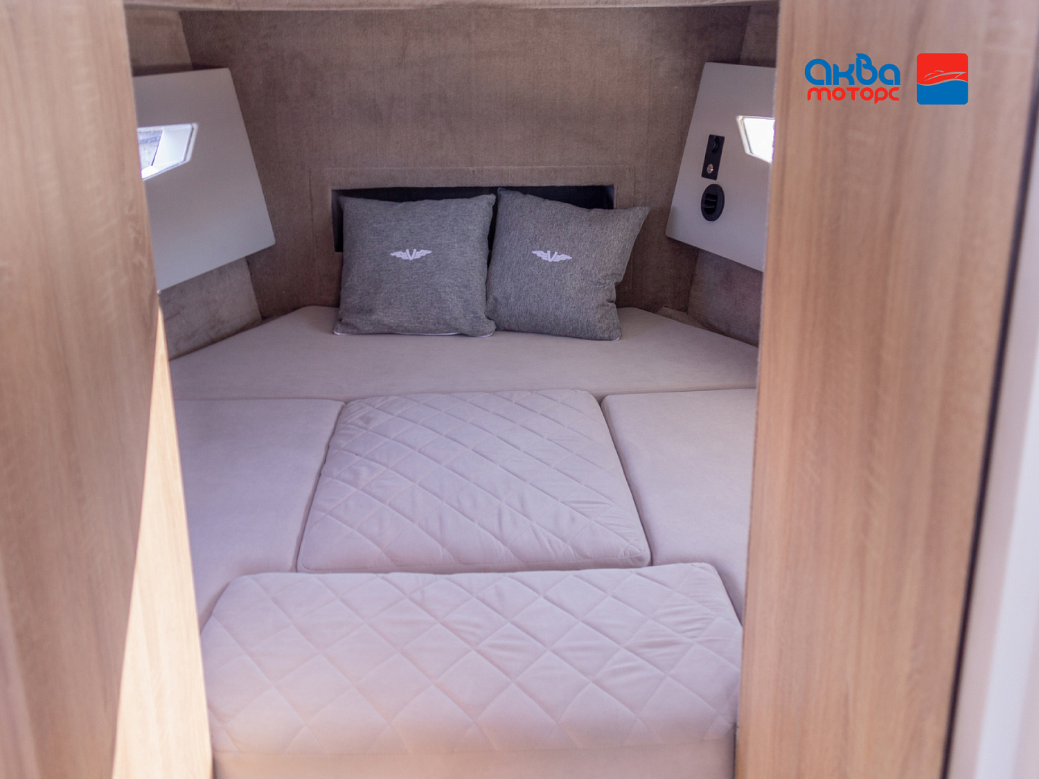 VOYAGER 980 CABIN — новый флагман в линейке кабинных катеров VBOATS
