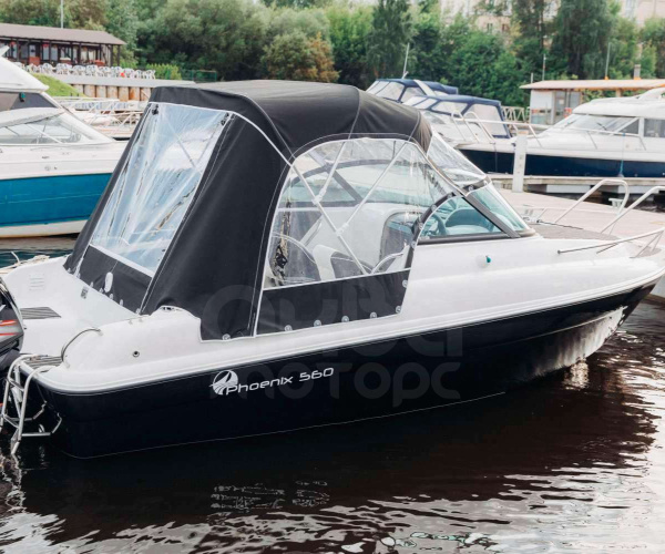 Катер Phoenix 560