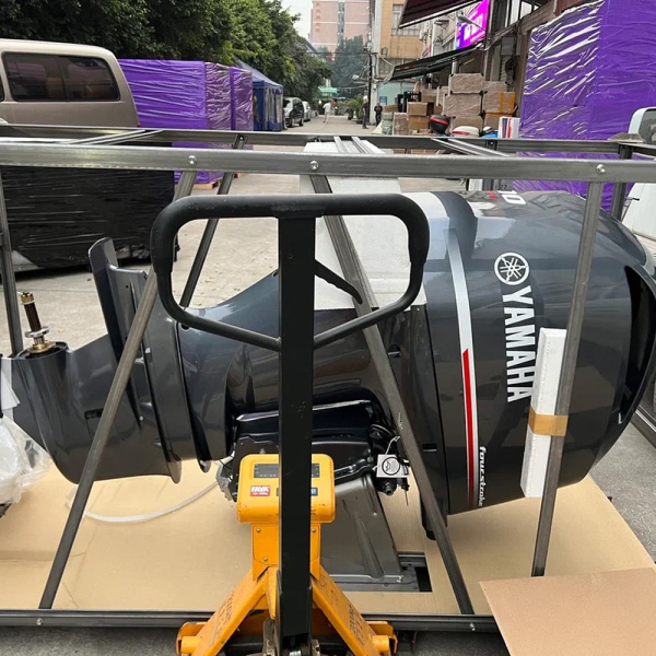 Лодочный мотор YAMAHA F300 DETX
